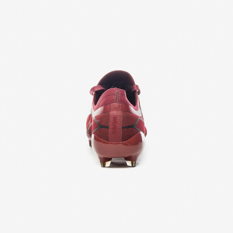 Chuteira Campo Umbro Velocita Alchemist Pro Fg